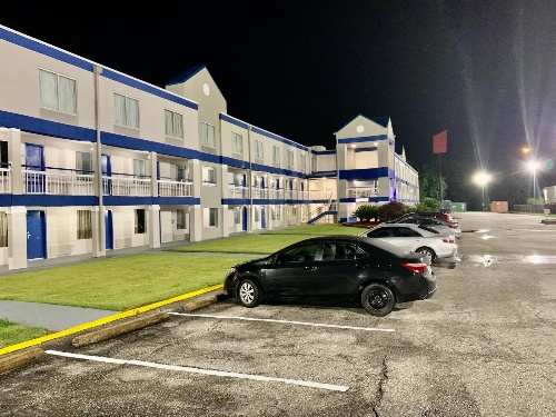 Sunrise Extended Stay Hotel image 3