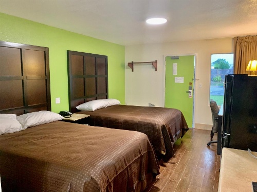 Sunrise Extended Stay Hotel image 4